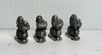 DW6: 28mm Dwarf Infantry Advancing