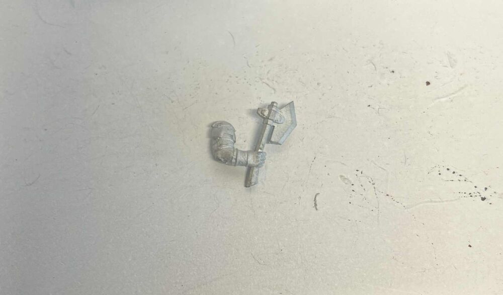 DW36: 28mm Dwarf Cavalry Arm with Battle Axe