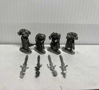EL13: 28mm Elf Warriors with 2 handed Sword