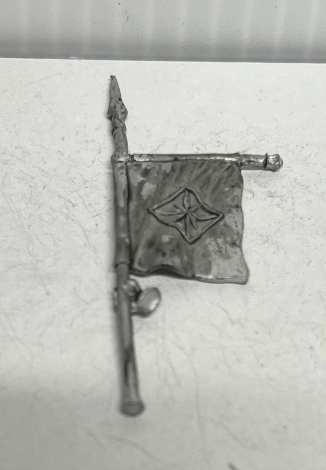 EL19: 28mm Elf Banner 2 (Star)