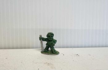 HF3: 28mm Halfling Hero 2 (preorder)