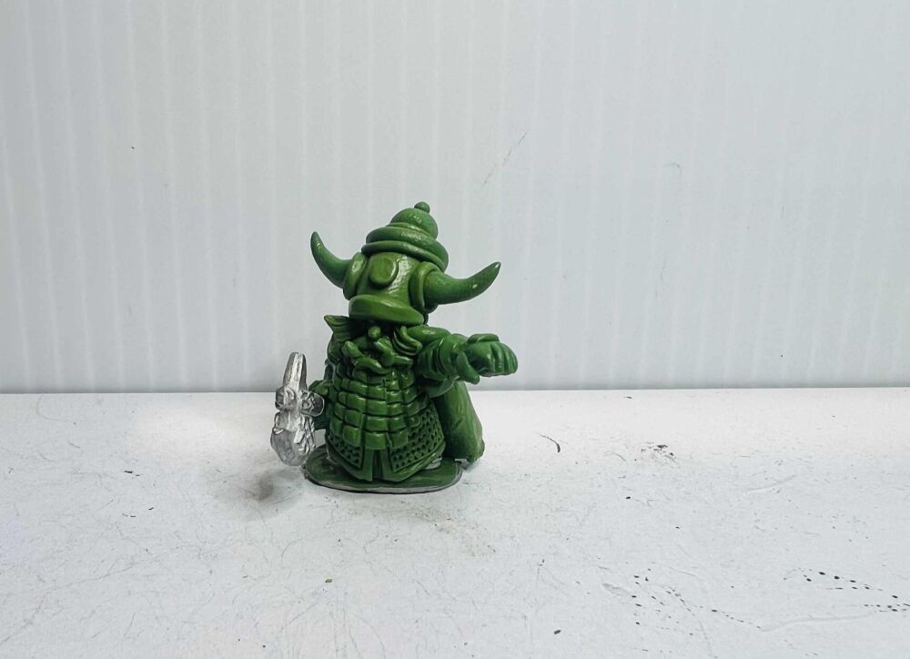 CD1: 28mm Chaos Dwarf Hero (preorder)