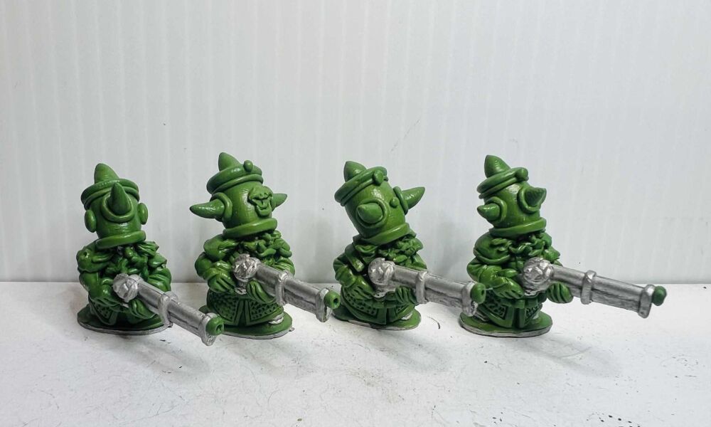 CD4: 28mm Chaos Dwarves with Blunderebuss (preorder)