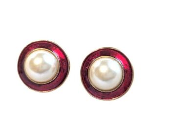 Vintage Cabouchon gold plated clip earrings with red enamel and high quality faux pearl