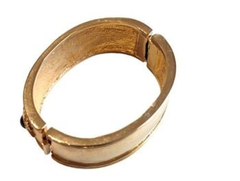 Beautiful  bold statement vintage bangle from Cabouchon. Size large.