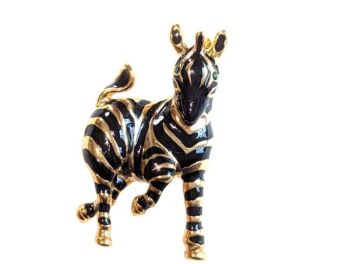 Vintage Cabouchon gold plated zebra brooch with black  enamel