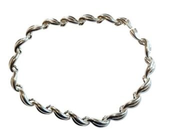 Vintage Cabouchon rhodium plated necklace. Size large.