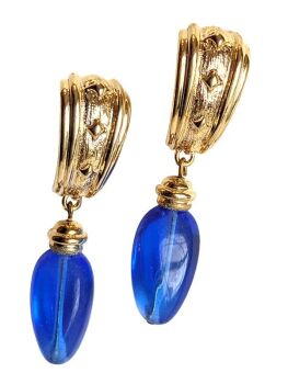 Vintage Cabouchon gold plated earrings with a blue stone, for pierced ears.