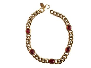 Vintage Cabouchon gold plated bracelet with 5 ruby coloured red stones. Size small.