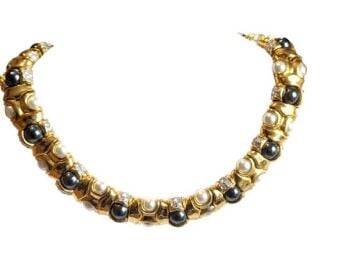 Vintage Cabouchon gold plated necklace / choker / collar with Austrian crystals, high quality faux pearl, and hematite. Size medium.