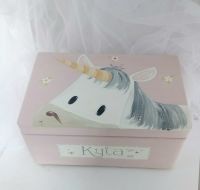 medium 'peeping Unicorn' Keepsake box