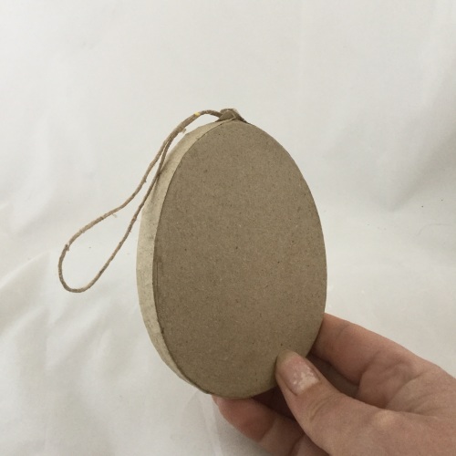 papier mache egg shape (x1)