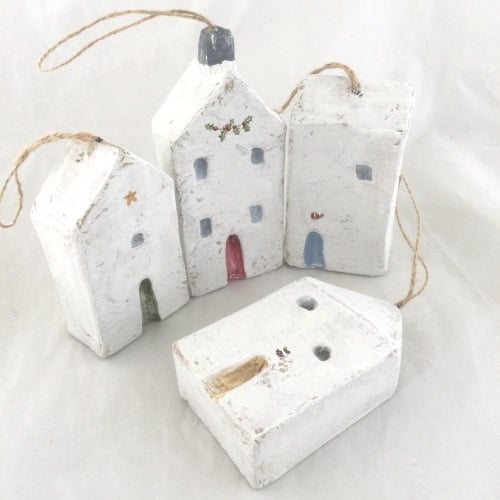 Set of 4 dangly houses