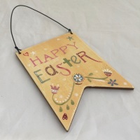 Wooden pennant - yellow Easter