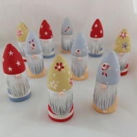 tomte/gonk green hat, red and white stripes