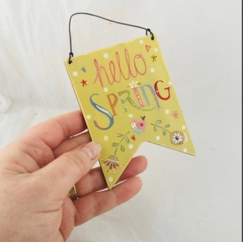 Wooden pennant - spring