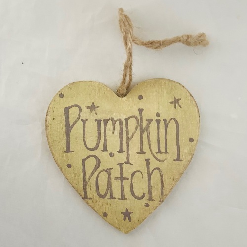 Pumpkin patch heart - green