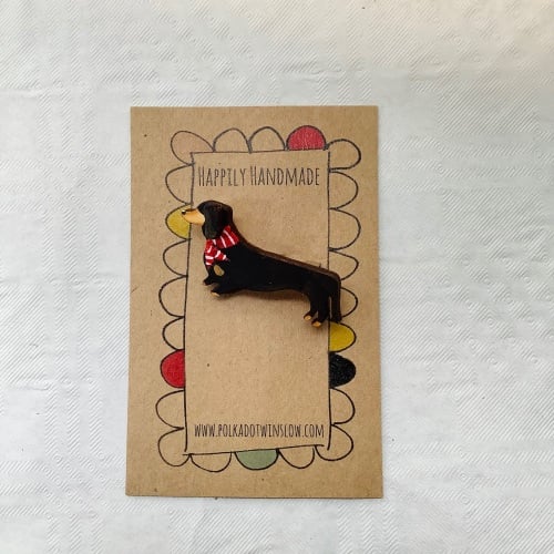 Pin #72 dachshund - striped bandana