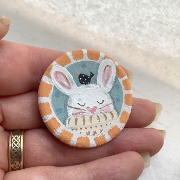 Pin - bunny - blue background
