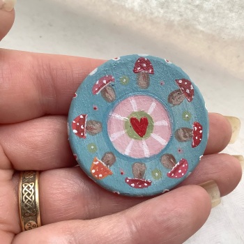 Pin - toadstool #3