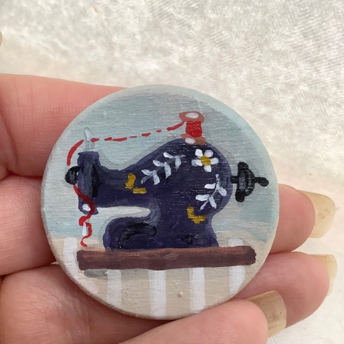 Pin - sewing machine, blue and putty background