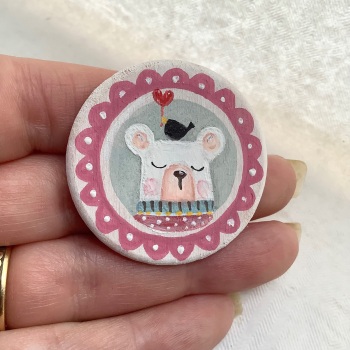 Pin - bear