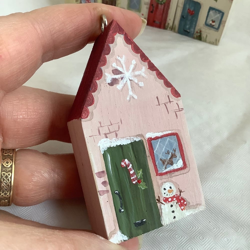 Mini house -small - Christmas, red roof