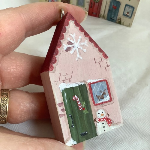 Mini house -small - Christmas, red roof