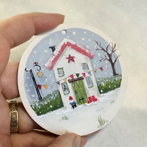 Round Christmas Decoration - cottage #3