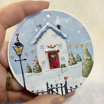 Round Christmas Decoration - cottage #6