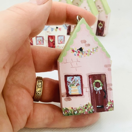 Mini house - green roof