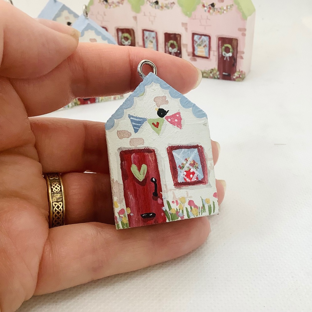 Tiny house - blue roof