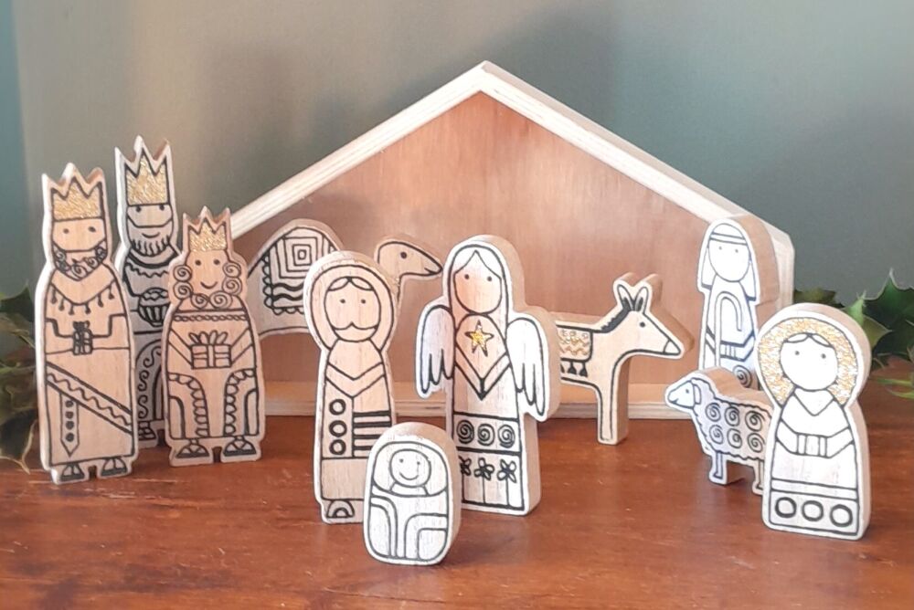 Wooden 12 Piece Nativity Set   1000x668 