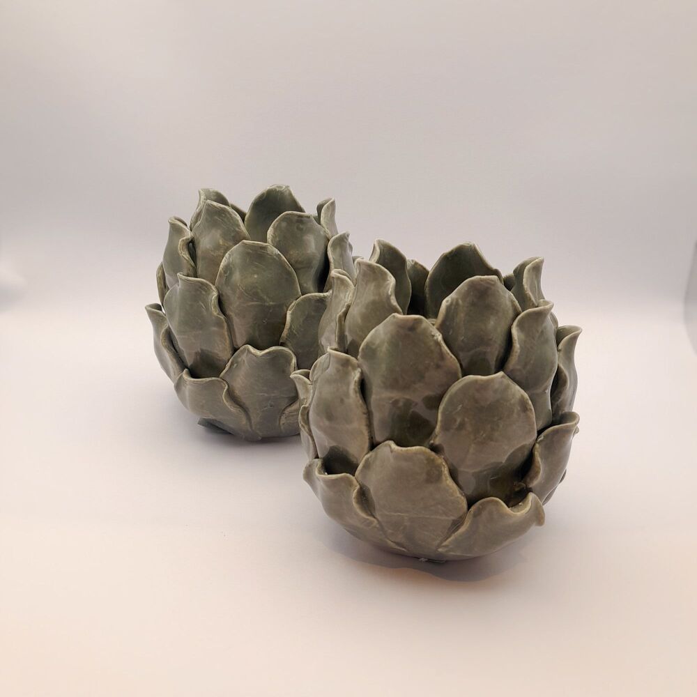 Grey Artichoke Tealight Holder