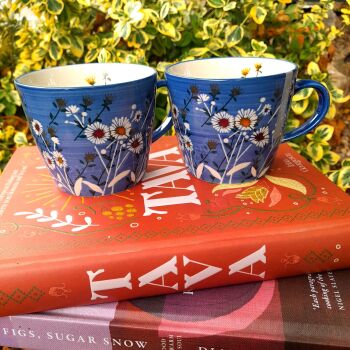 Navy Daisy Mug