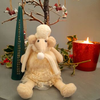 Pale Pink Mouse in Tall Hat