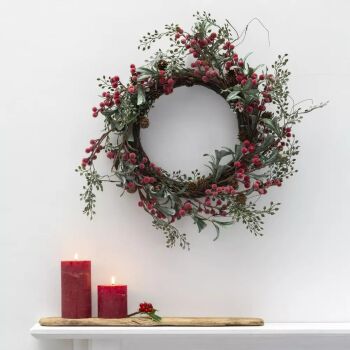 Ice Red Berry Wreath