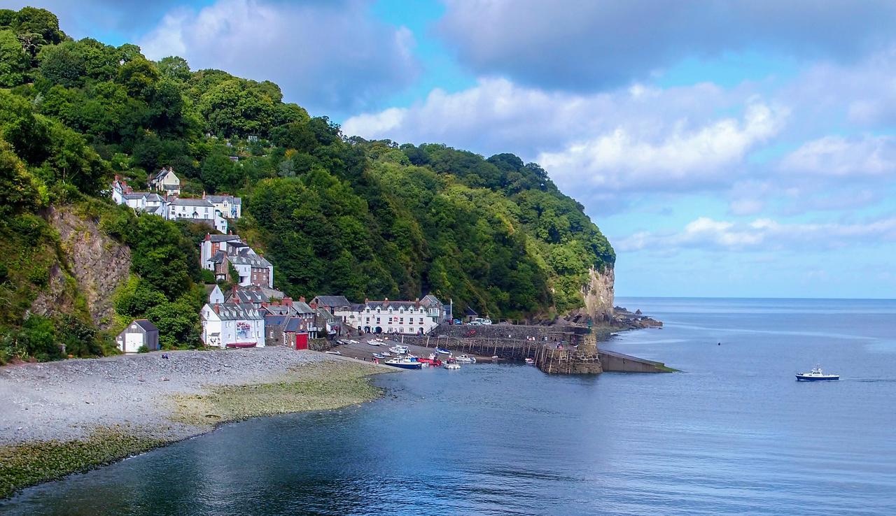 Red Lion Hotel, Clovelly - Best rates online - Book now!