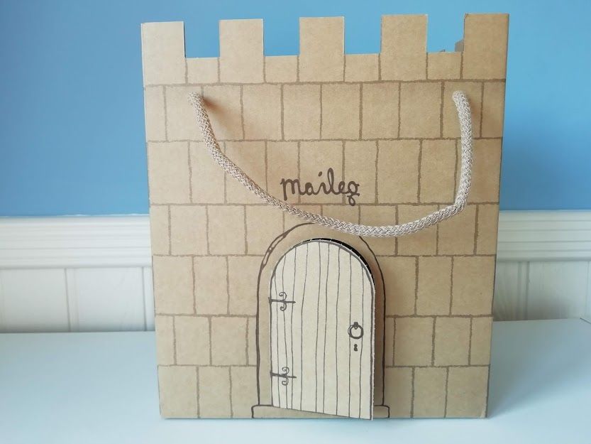Maileg, Princess and the Pea Castle Gift Box