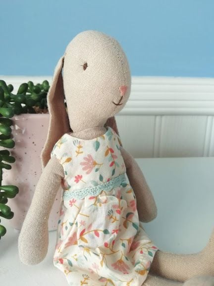 Maileg, Bunny Size 1 in Floral Dress