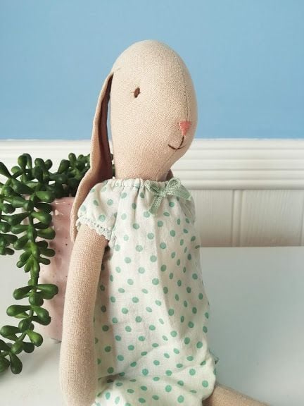 Maileg, Bunny Size 2, Nightgown - Mint