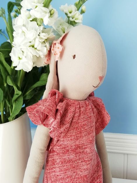 Maileg, Bunny Size 5 with pink bow on head