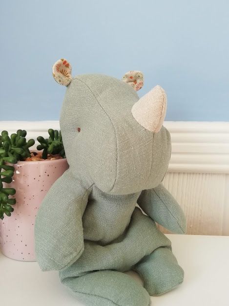 Maileg, Safari Friends, Small Rhino, Dusty Green