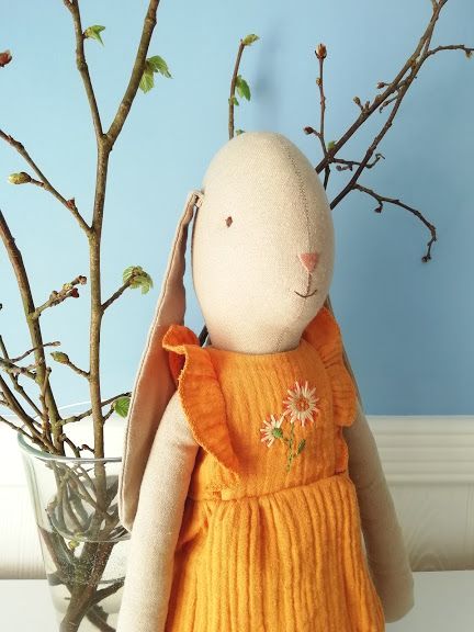 Maileg, Bunny Size 4 in Mustard Jumpsuit