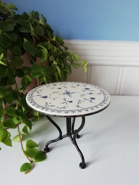 Maileg, Vintage Table with Floral Pattern