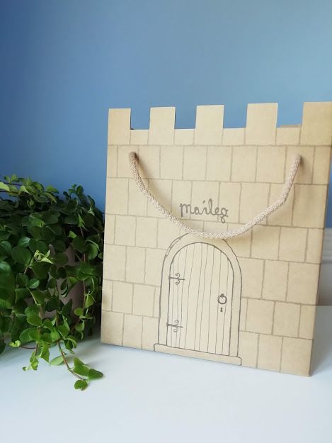 Maileg, Princess and the Pea Castle Gift Box