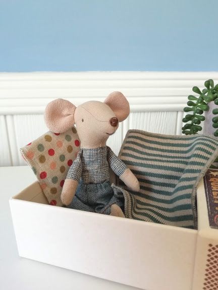 Maileg, Big Brother Mouse in Blue Trousers