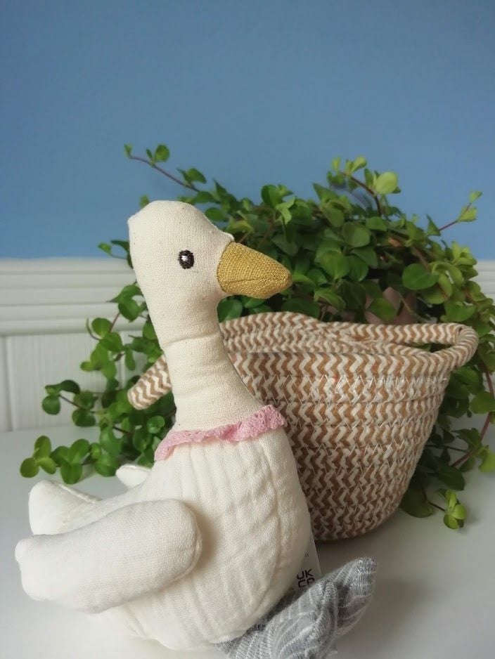 Wilberry, White Duck in Basket
