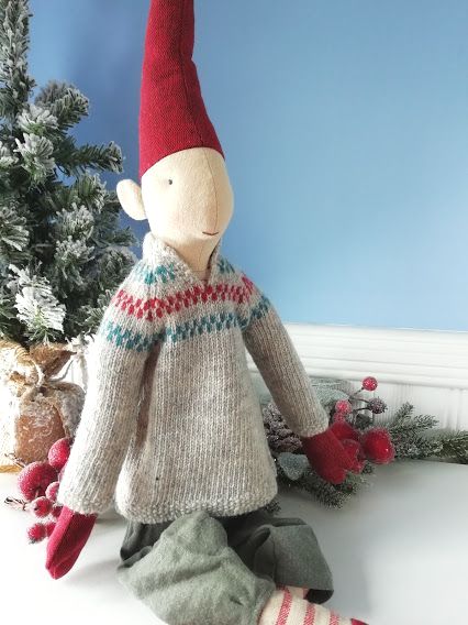 Maileg, Maxi Boy Pixy w Grey Jumper and Red/Blue Detail