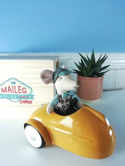 Maileg, Mouse Car with Garage - Yellow